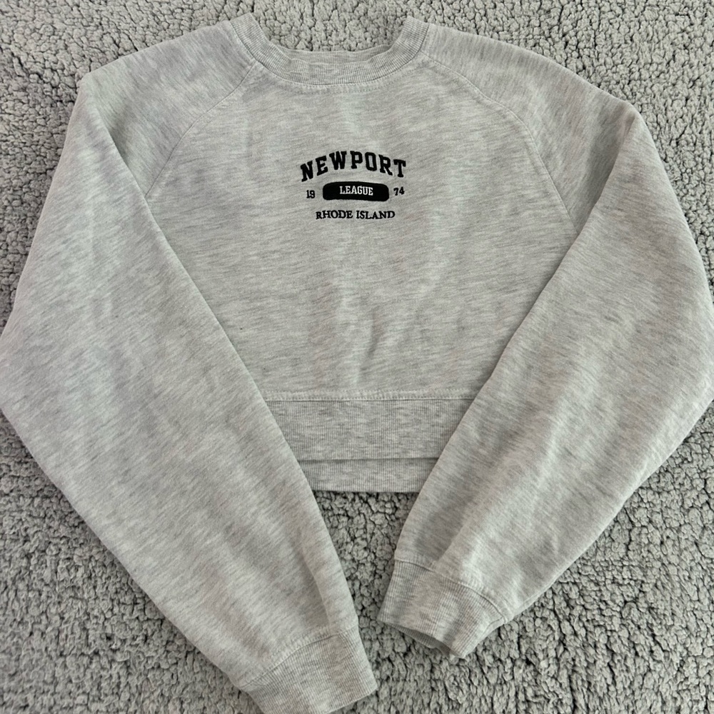 Long sleeve crop top